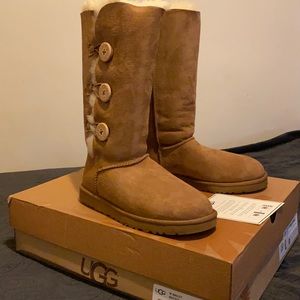 UGG Australia